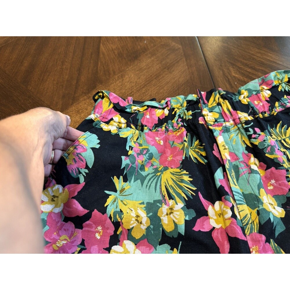 Express X Rocky Barnes Shorts Womens Size M High Waisted Floral Linen Paper Bag - Picture 4 of 9